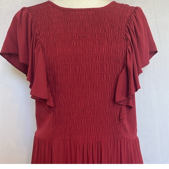 Old Navy Fit and Flare Dress with Flutter Sleeves - XL - Picture 2 of 5